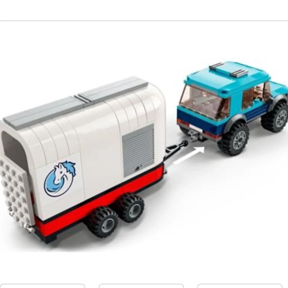 Lego city horse transporter set 60327 new in sealed box 196 pieces